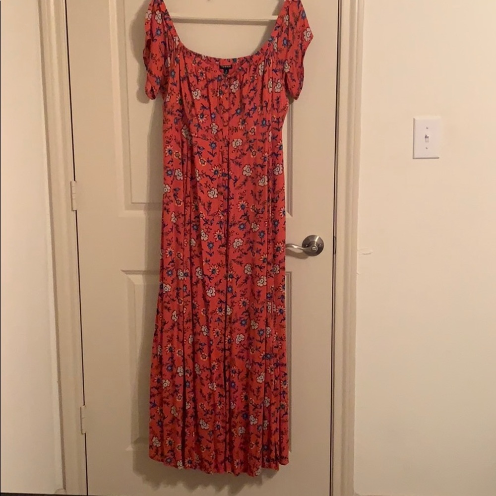 COPY - TORRID Plus Size - Off-The-Shoulder Maxi D…